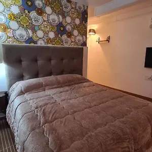 Apartment Hybris Campo De' Fiori, Rome