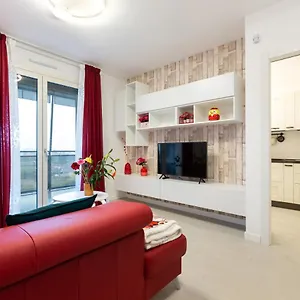 fiera-milano-flat-with-garage.italymilanhotels.net/